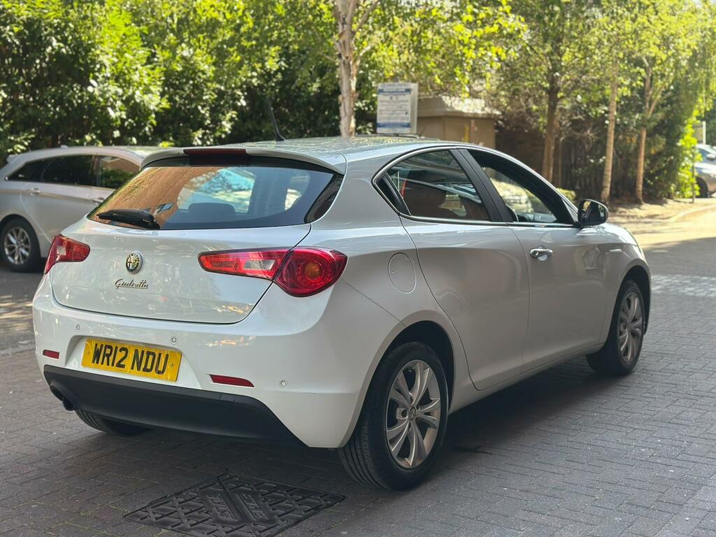 Alfa Romeo Giulietta 1.4L Lusso Tb 120 Bhp White #14