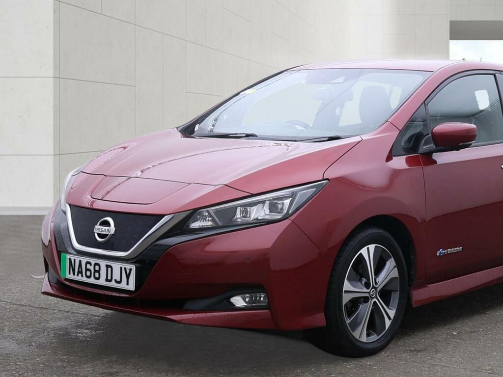 Nissan Leaf Tekna Red #2