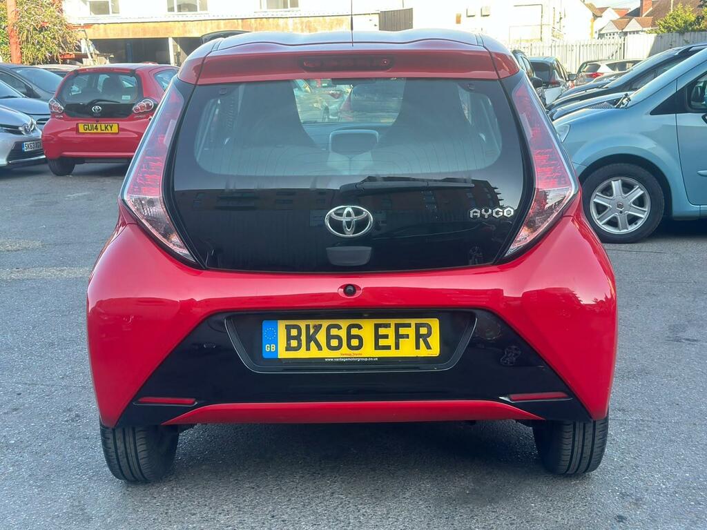 Toyota Aygo X Aygo X-play Vvt-i Silver #12