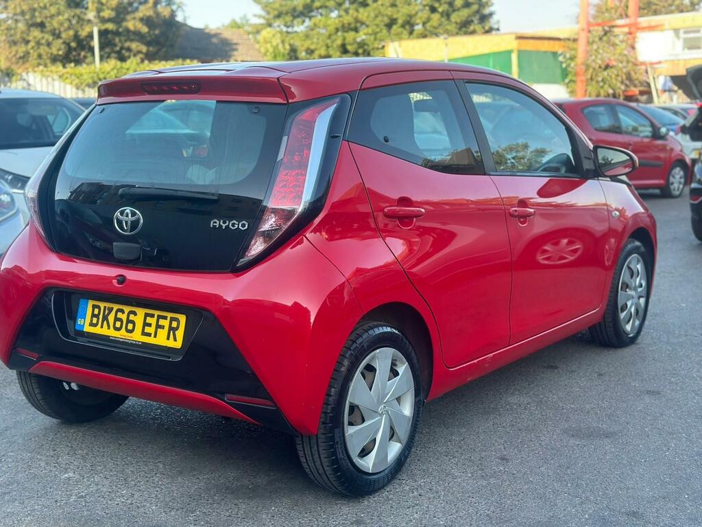 Toyota Aygo X Aygo X-play Vvt-i Silver #7