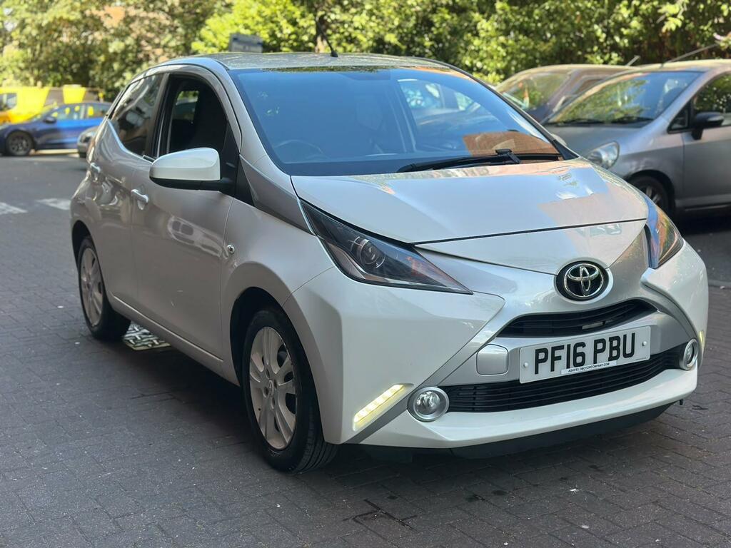 Toyota Aygo X X-pure White #4