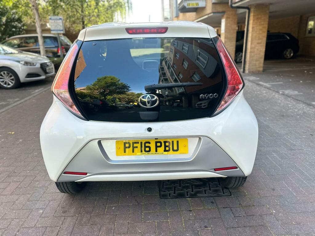 Toyota Aygo X 1.0 Aygo X-play Vvt-i Cvt White #43