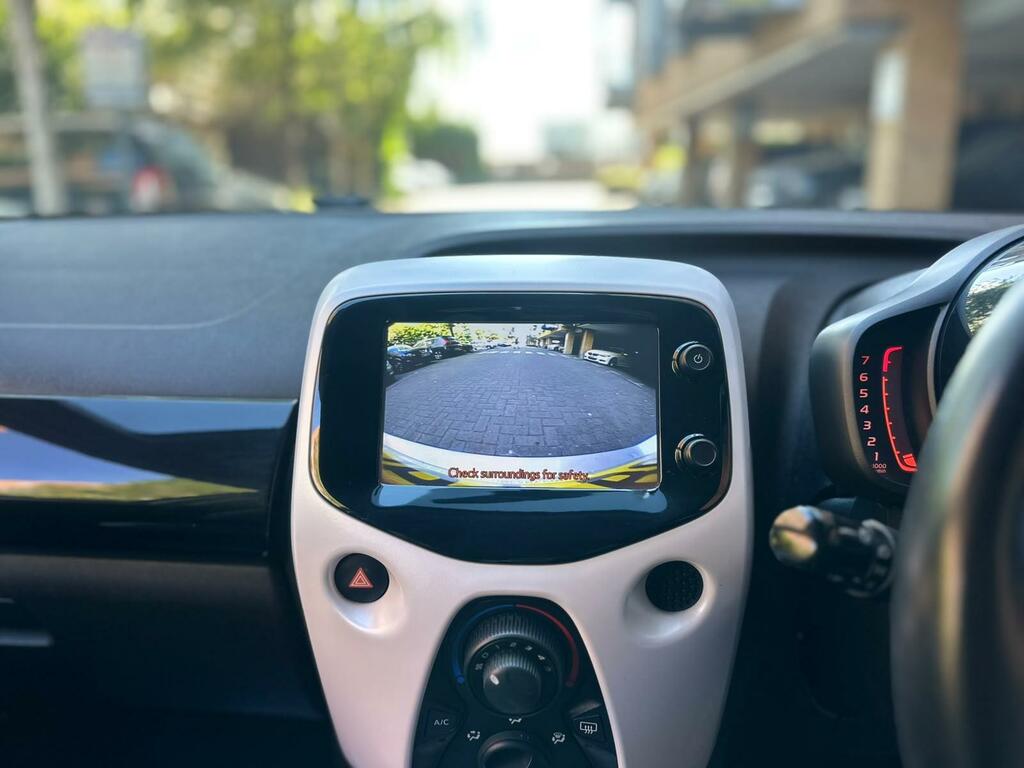 Toyota Aygo X 1.0 Aygo X-play Vvt-i Cvt White #14
