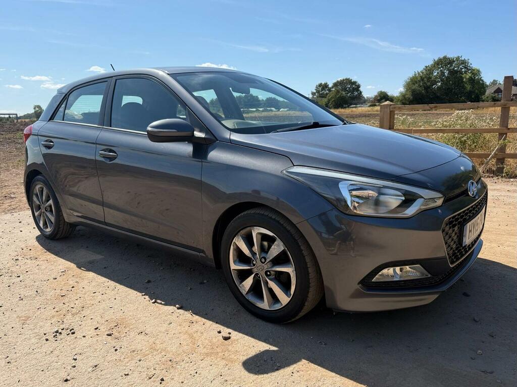 Hyundai I20 1.2 Blue Drive Se Euro 6 Ss Grey