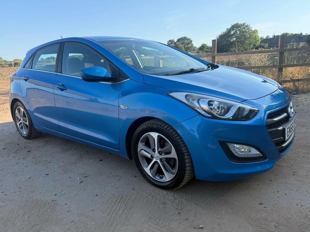 Hyundai I30 1.4 Blue Drive Se Euro 6 Ss Blue