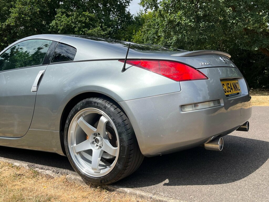 Nissan 350Z V6 - 2 Black #24