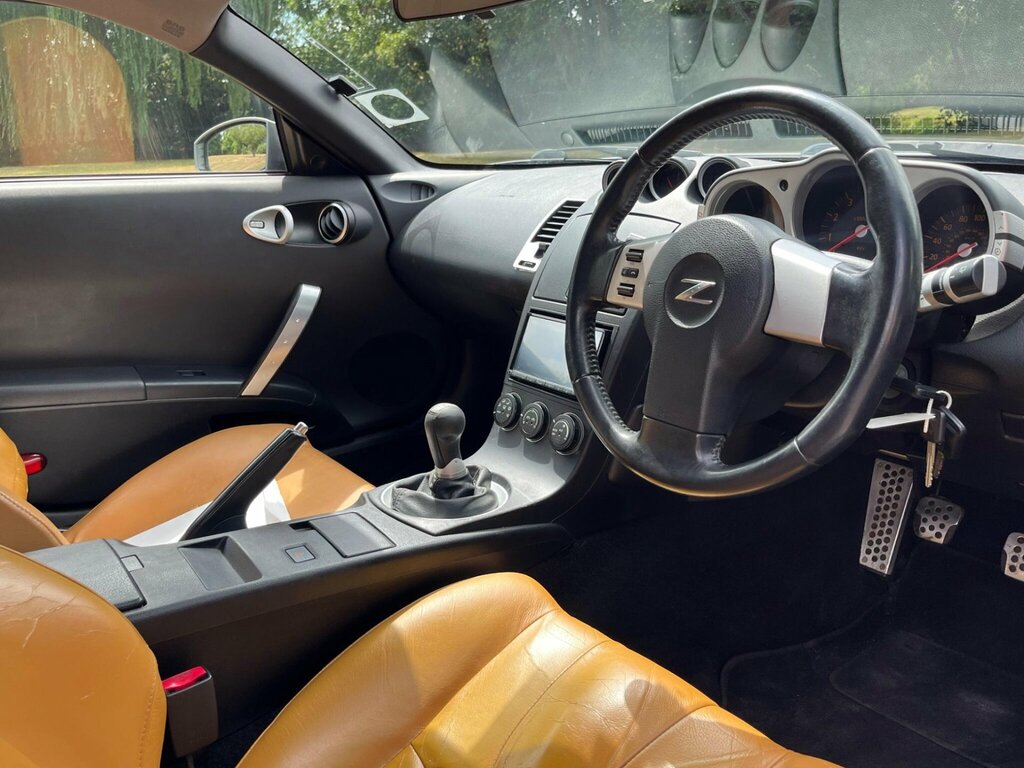 Nissan 350Z V6 - 2 Black #59