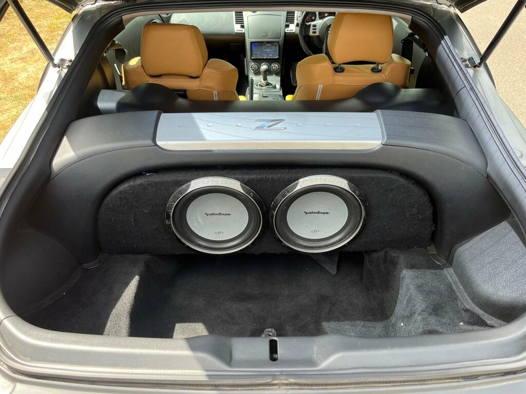 Nissan 350Z V6 - 2 Black #55