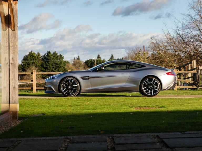 Aston Martin Vanquish 5.9 V12 Volante Touchtronic III Black #80