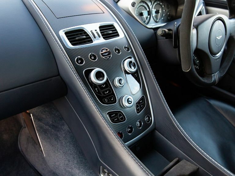 Aston Martin Vanquish - 8 Speed  #6