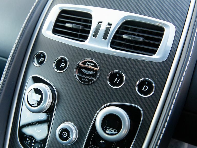 Aston Martin Vanquish 5.9 V12 Volante Touchtronic III Black #53