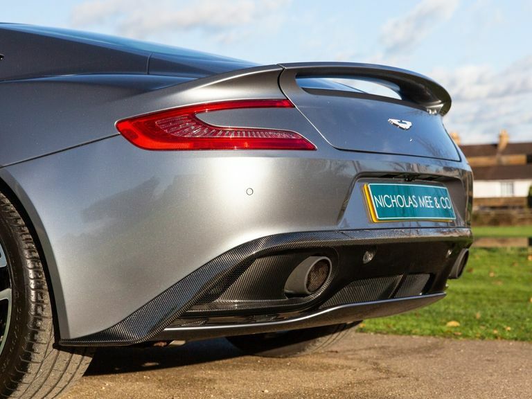 Aston Martin Vanquish 5.9 V12 Volante Touchtronic III Black #41