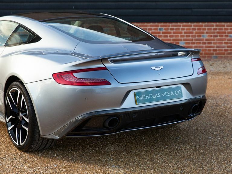 Aston Martin Vanquish 5.9 V12 Volante Touchtronic III Black #36