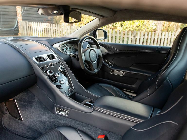 Aston Martin Vanquish 5.9 V12 Volante Touchtronic III Black #45