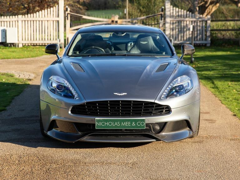 Aston Martin Vanquish 5.9 V12 Volante Touchtronic III Black #81