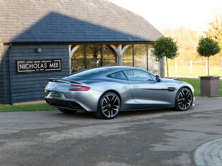 Aston Martin Vanquish 5.9 V12 Volante Touchtronic III Black #13