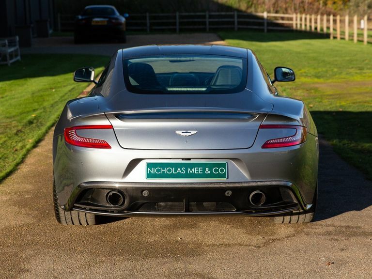 Aston Martin Vanquish 5.9 V12 Volante Touchtronic III Black #82