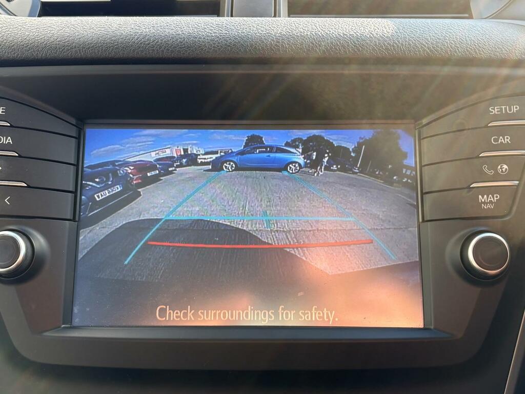 Toyota Avensis Avensis Excel D-4d Grey #7