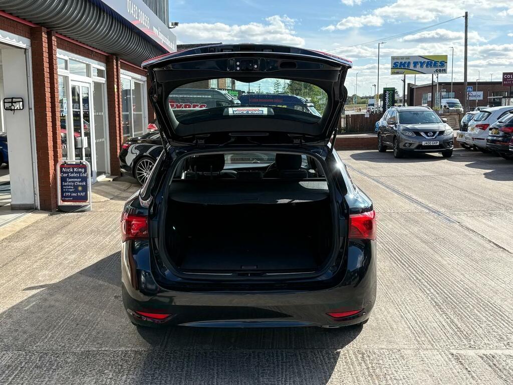 Toyota Avensis Avensis Excel D-4d Grey #24