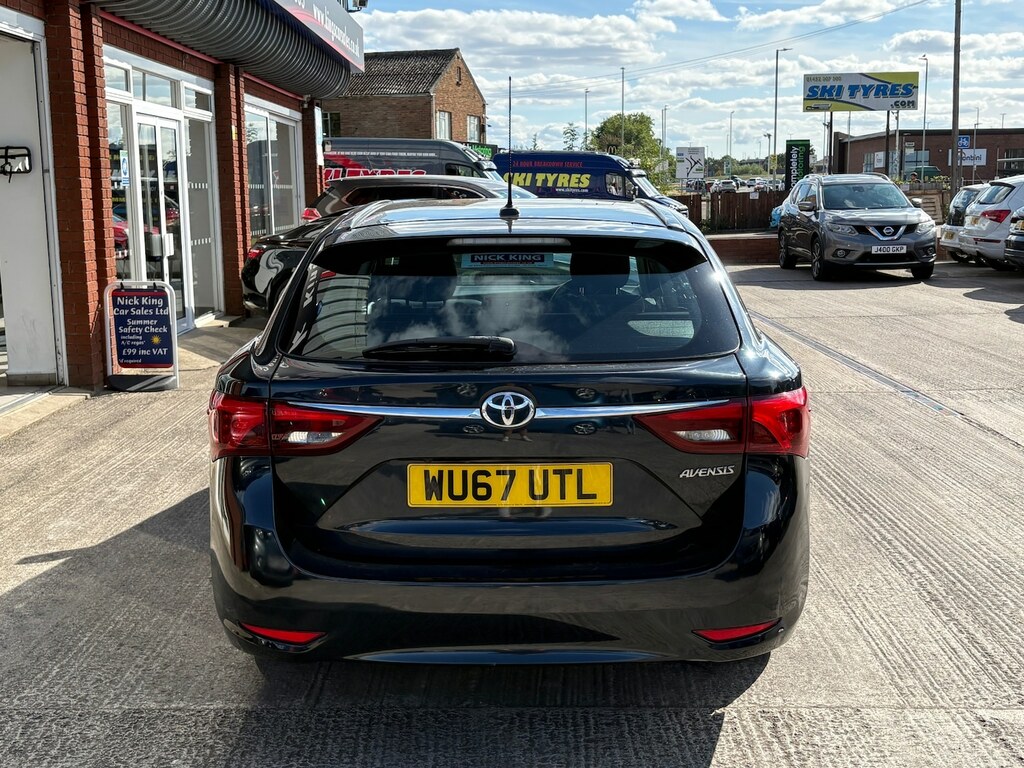 Toyota Avensis Avensis Excel D-4d Grey #22