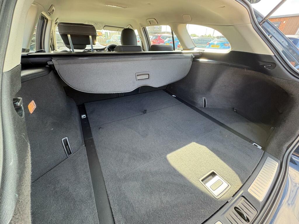 Toyota Avensis Avensis Excel D-4d Grey #26