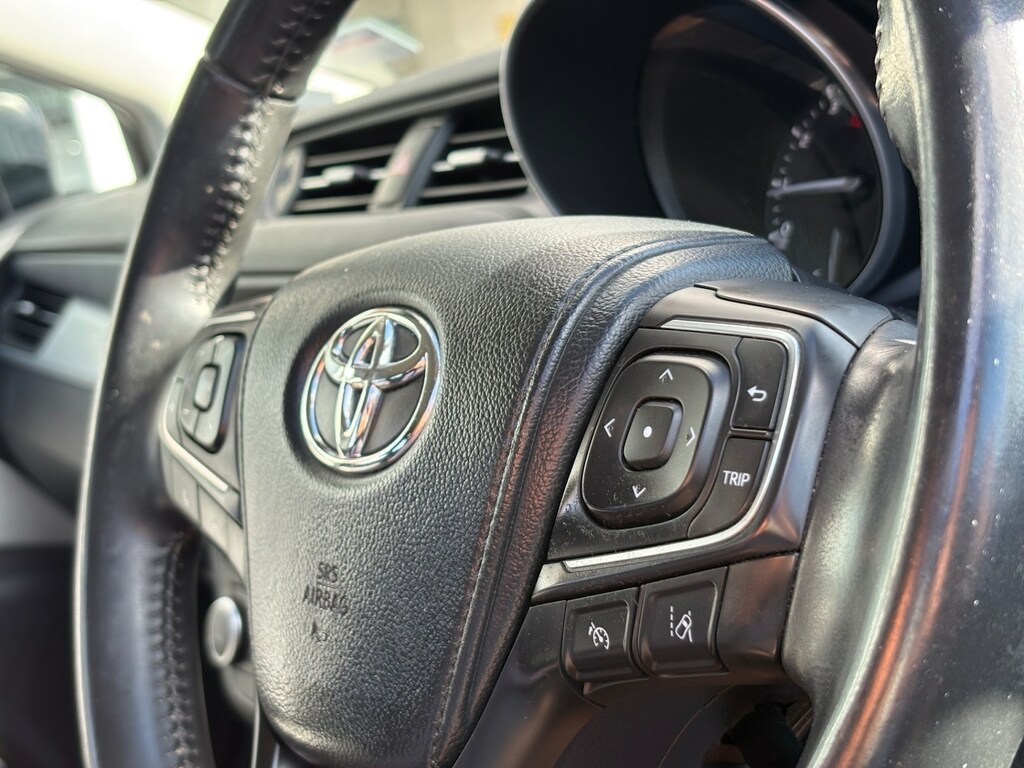 Toyota Avensis Avensis Excel D-4d Grey #15