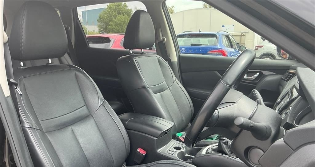 Nissan X-Trail 1.6 Dci Tekna Panroof Nav Leather Cam Black #3