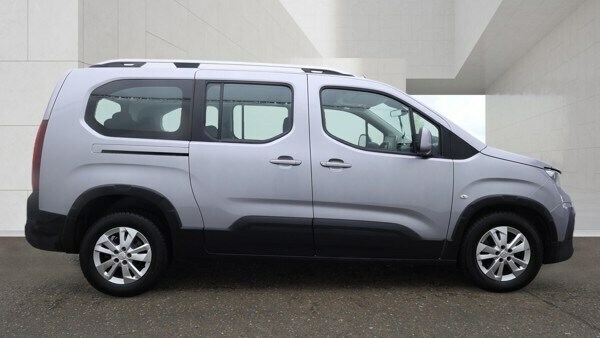 Peugeot Rifter 1.5 Bluehdi 100 Allure 7 Seats Grey #5
