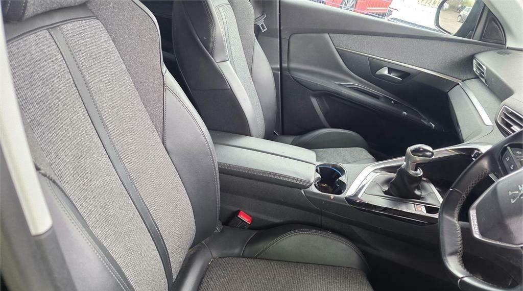 Peugeot 3008 1.5 Bluehdi Allure Nav Carplay Ulez D Black #3
