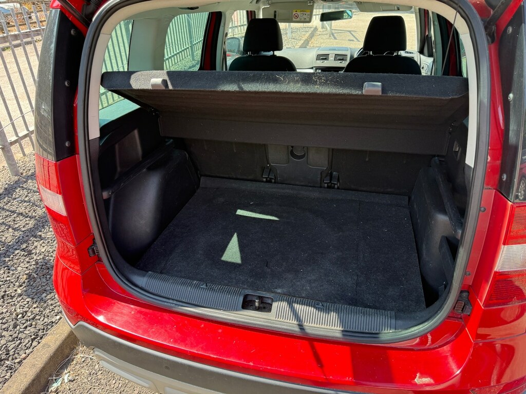 Skoda Yeti 1.2 Tsi 110 Se Dsg Red #4