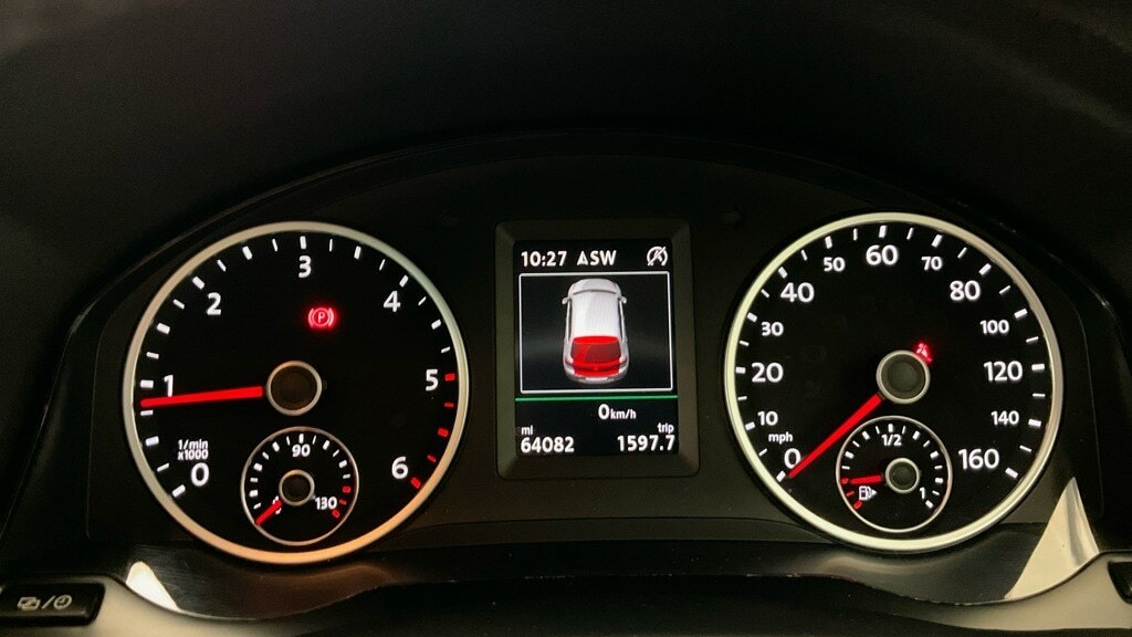 Volkswagen Tiguan Tiguan Match Tdi Bluemotion Technology 4Motion Black #12
