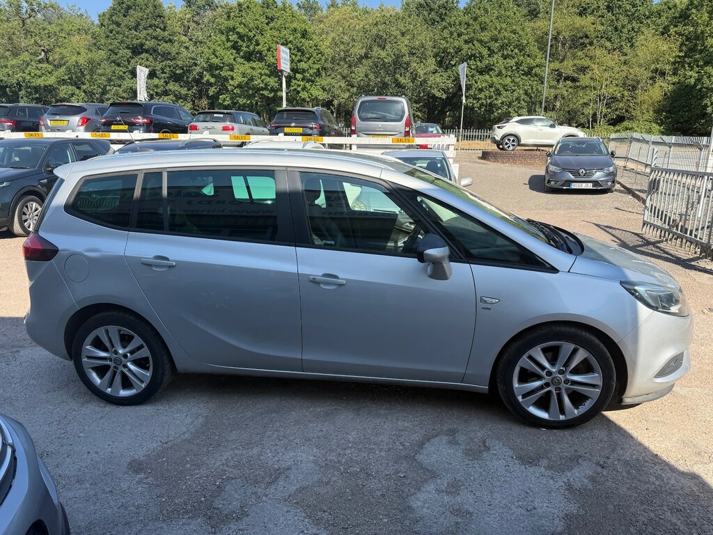 Vauxhall Zafira 1.4T Sri Nav Silver #4