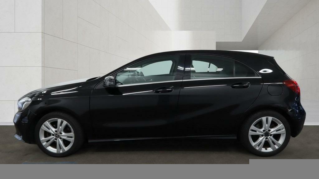 Mercedes-Benz A Class 1.6 A180 Sport Hatchback Euro 6 Red #7