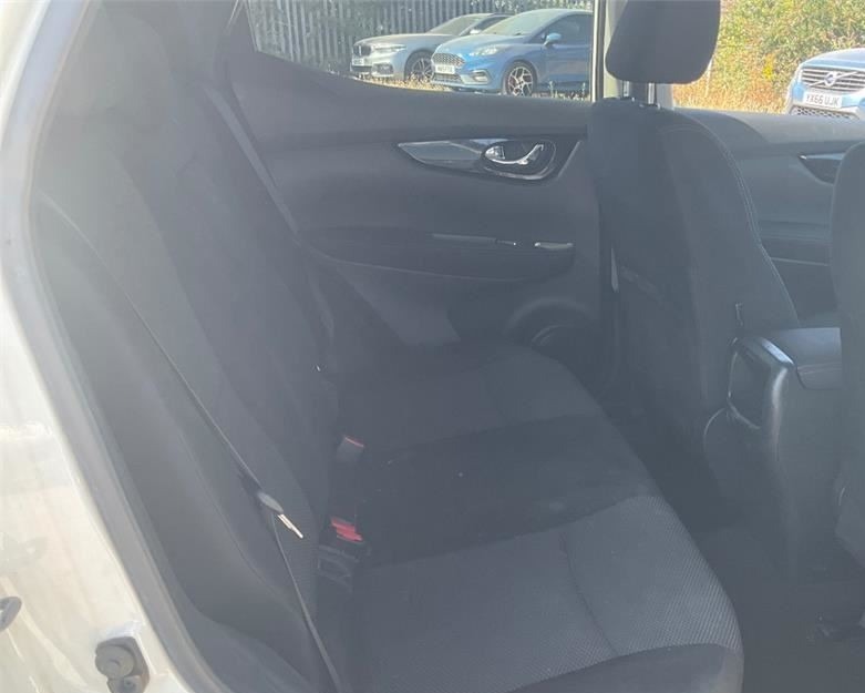 Nissan Qashqai 1.2 Dig-t Tekna 2Wd Euro 6 Ss White #10