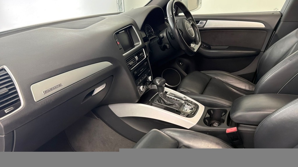 Audi Q5 2.0 Tdi 190 Quattro S Line Plus S Tronic Pano White #3