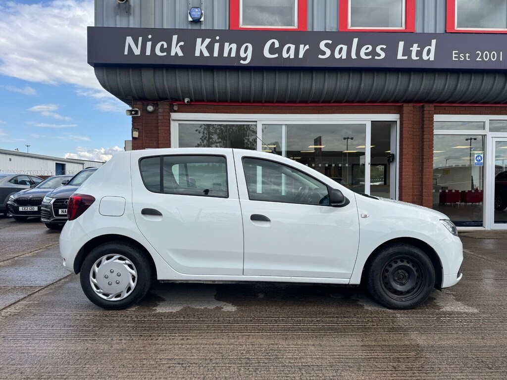 Dacia Sandero Stepway 1.5 Blue Dci Essential Ulez Dab Bluetoo White #4