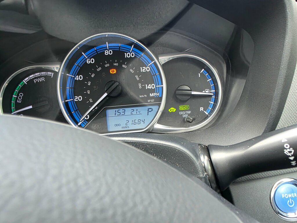Toyota Yaris 1.5 Vvt-h Icon E-cvt Black #20