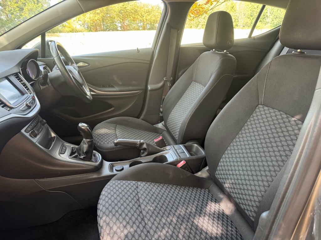Vauxhall Astra 1.6I Turbo 200 Ps Sri Nav Sports T  #18
