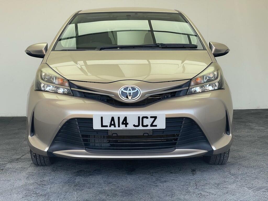 Toyota Yaris 1.33 Dual Vvt-i Icon Multidrive S Euro 5 Euro Gold #2
