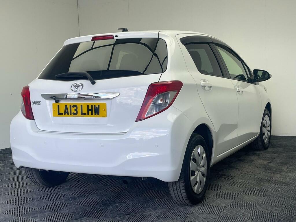 Toyota Yaris T2 Silver #7