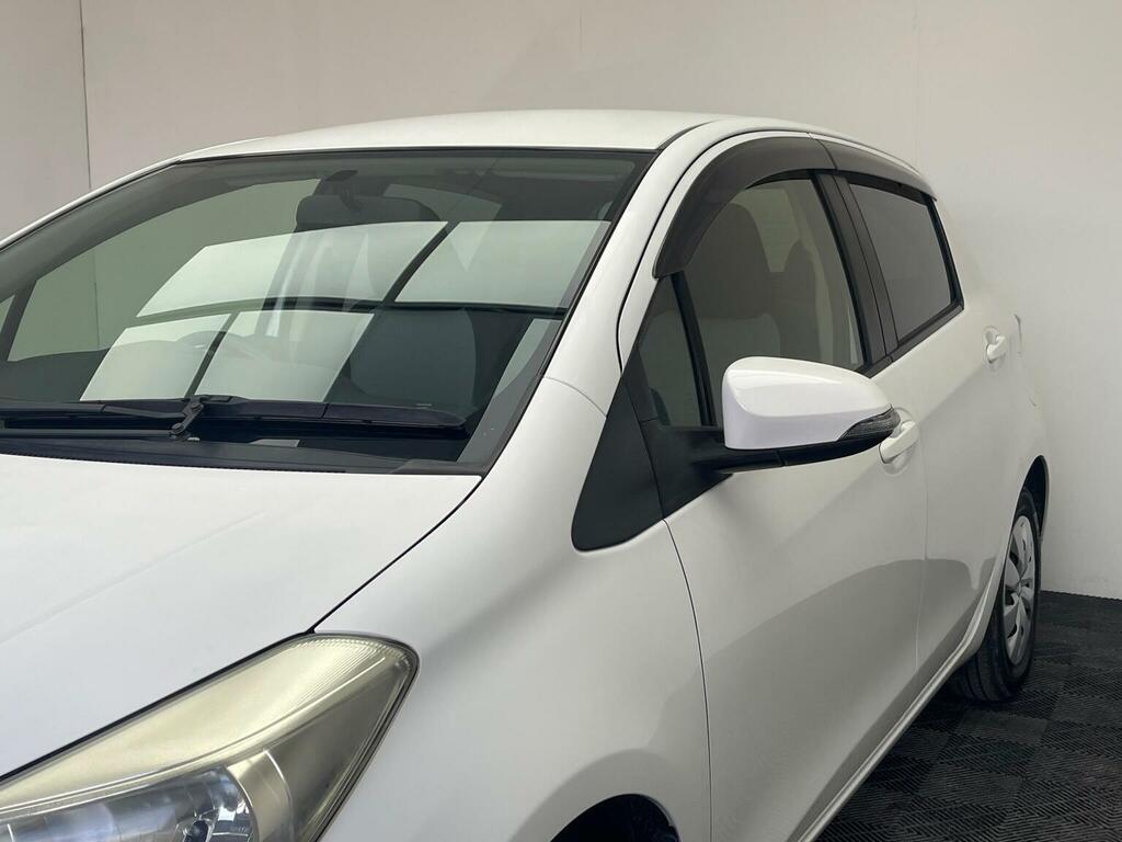 Toyota Yaris T2 Silver #20