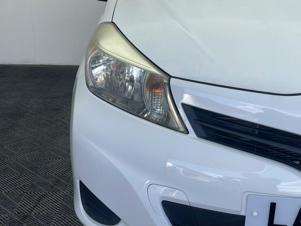 Toyota Yaris T2 Silver #23