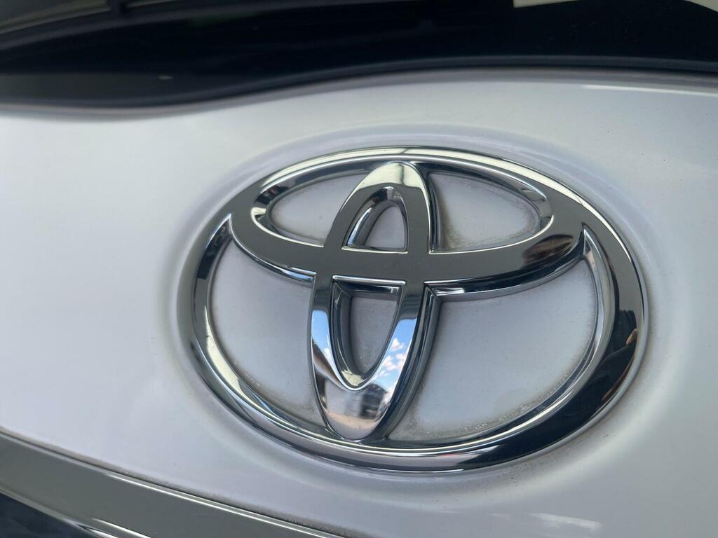 Toyota Yaris T2 Silver #25