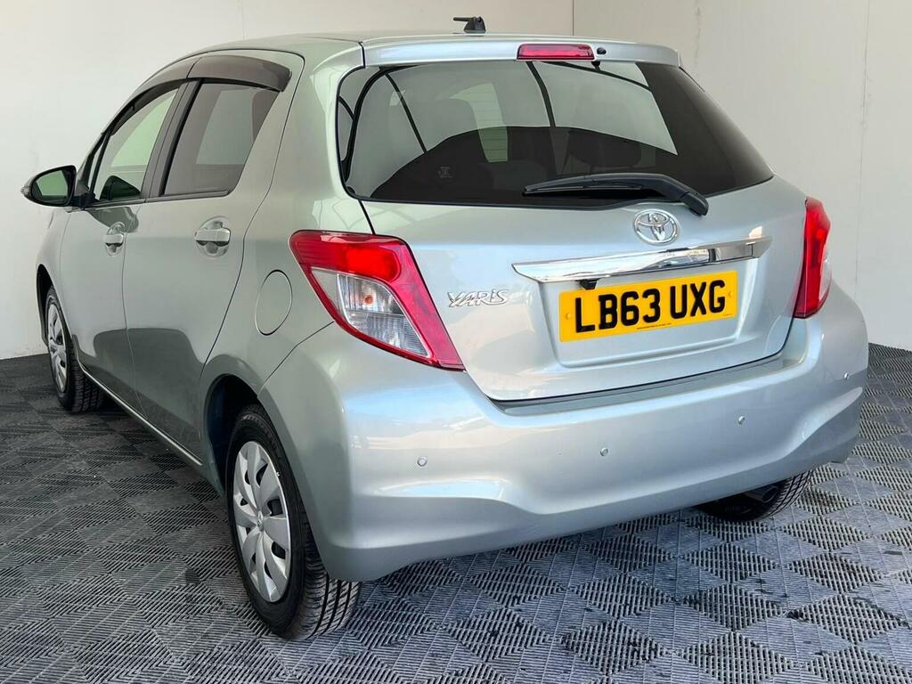 Toyota Yaris 1.33 Dual Vvt-i Tr Multidrive S Euro 5 Silver #4