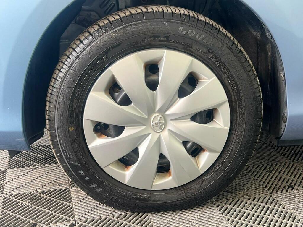 Toyota Yaris Dual Vvt-i Sr U4012 Ulez Grey #15