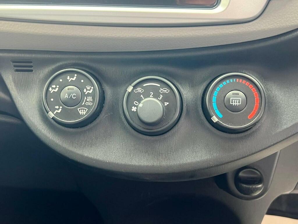 Toyota Yaris Dual Vvt-i Sr U4012 Ulez Grey #28