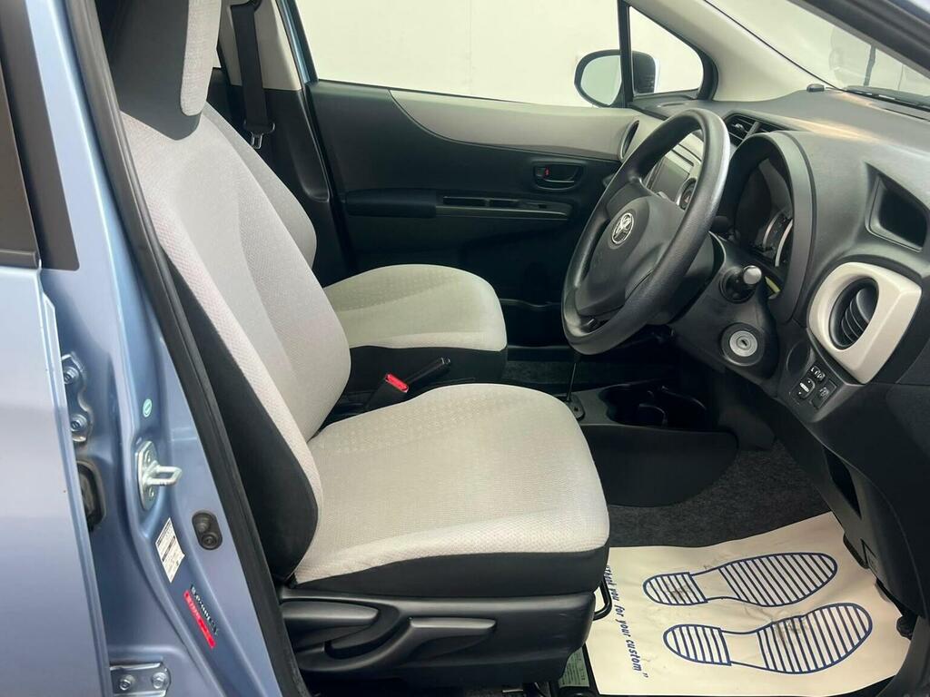 Toyota Yaris Dual Vvt-i Sr U4012 Ulez Grey #10