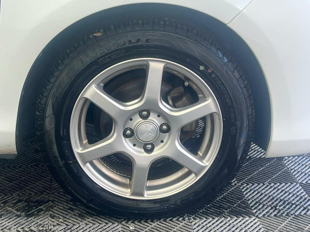 Toyota Yaris 1.3 Vvt-i Sr 98 Bhp Blue #27