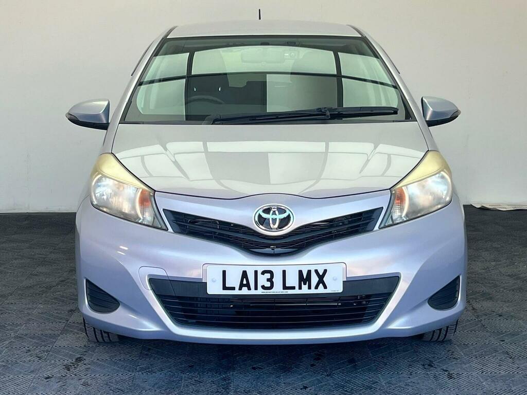 Toyota Yaris 1.33 Dual Vvt-i Sr Multidrive S Euro 5 Purple #2
