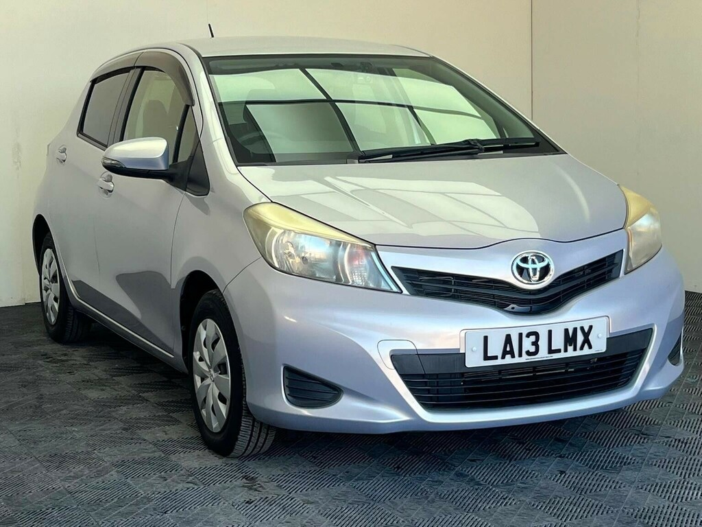 Toyota Yaris 1.33 Dual Vvt-i Sr Multidrive S Euro 5 Purple